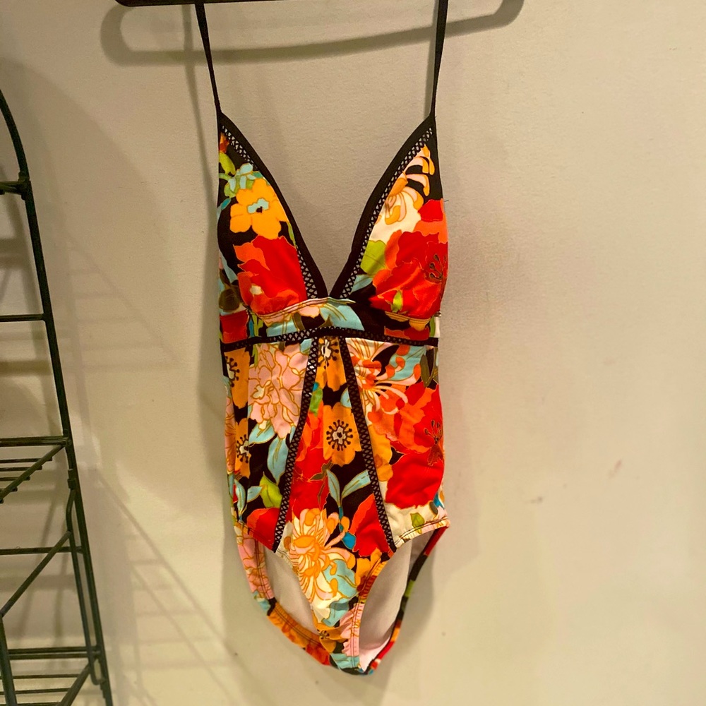 Time and Tru Women's Floral One Piece Swimsuit
